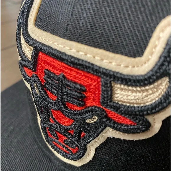 New Chicago Bulls Embroidered Patch SnapBack Hat New with Tags - Picture 3 of 11